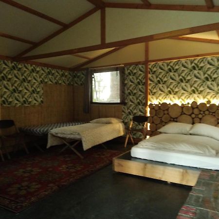 Tik'Ys Lodge Argol Екстер'єр фото